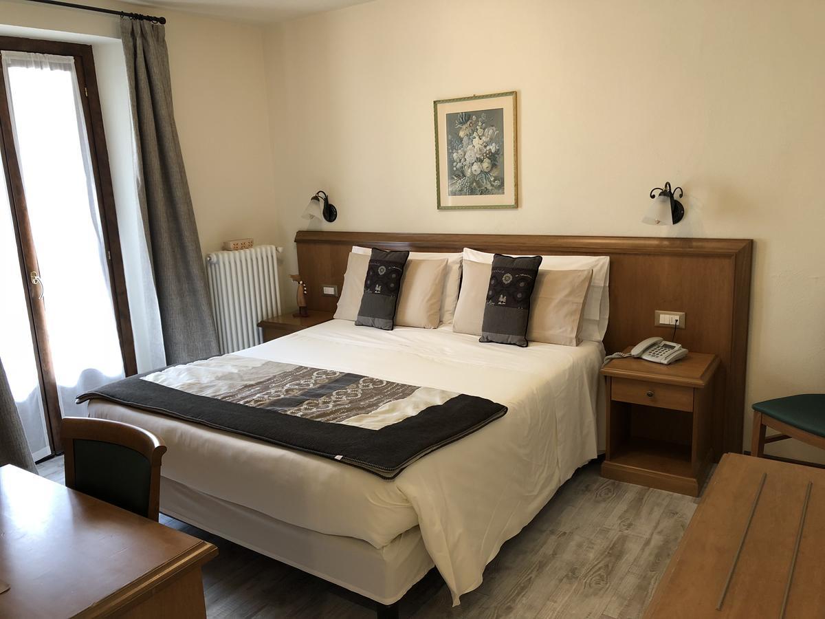 Edelweiss Hotel 3*