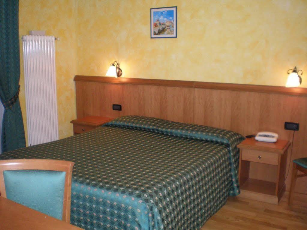 Hotel Edelweiss 3*